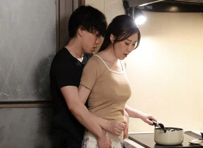 Người mẹ kế nóng bỏng địt nhau với con chồng