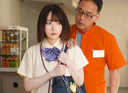 Quản lý nam bắt gặp em gái ăn cắp vặt trong cửa hàng