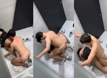 Họ bị quay lén khi đang quan hệ trong nhà vệ sinh